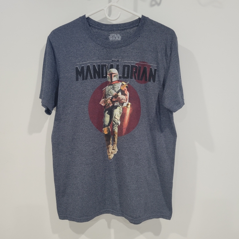 Star Wars Mandalorian Tee / Size Medium